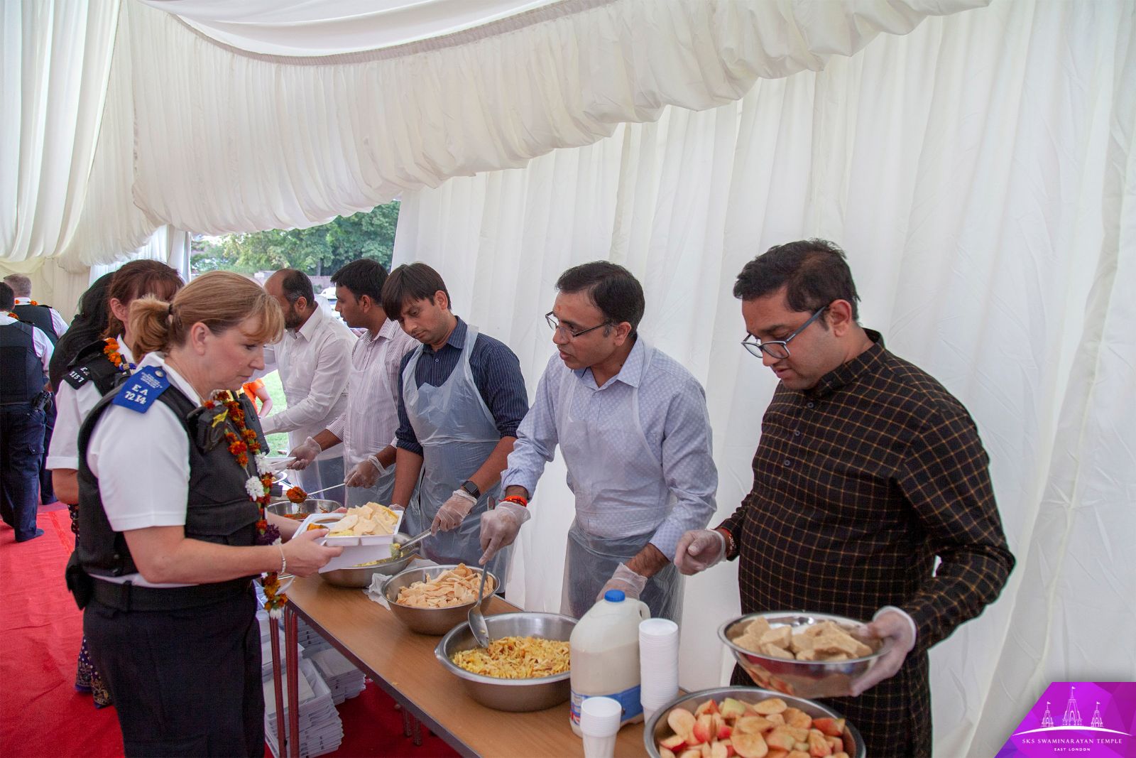 ©1987-2017 SKS Swaminarayan Temple East London
